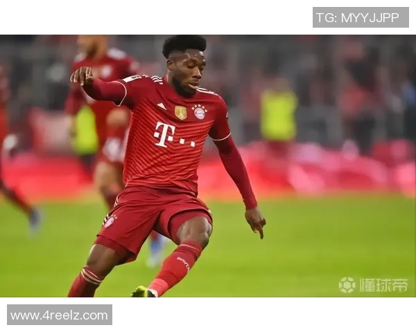 戴维斯恢复跑步训练拜仁谨慎对待复出计划
